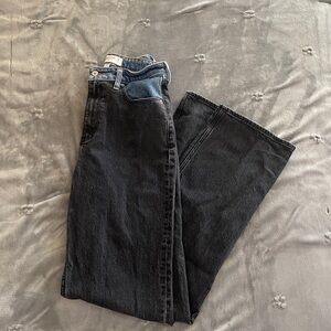 Abercrombie & Fitch Black/Blue ‘90s Relaxed Jean High Rise